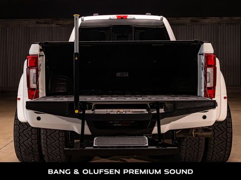 Used 2020 Ford F450 Platinum w/ FX4 Off-Road Package image 8