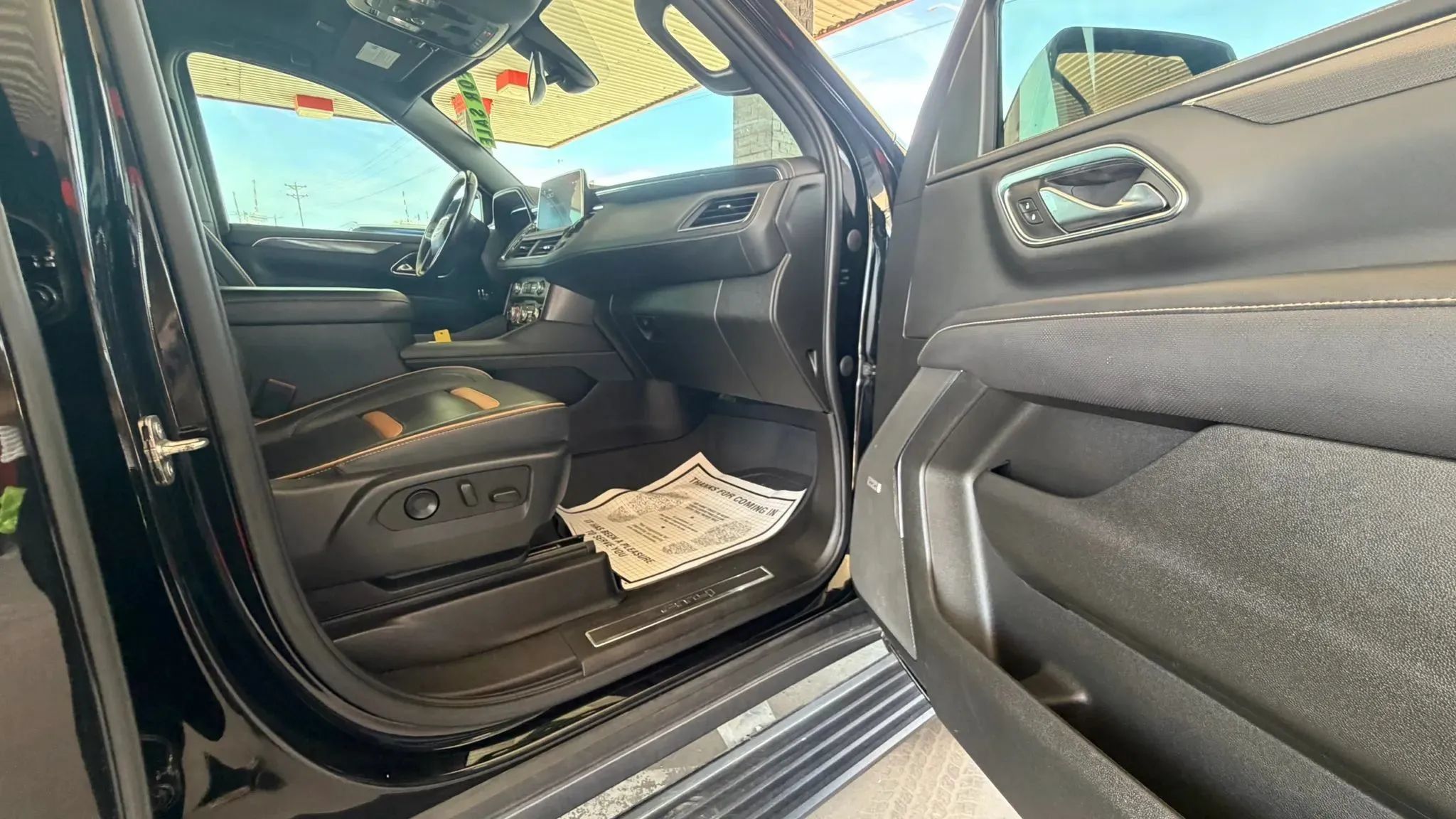 Used 2022 GMC Yukon XL AT4 w/ Max Trailering Package AWD/4WD image 18