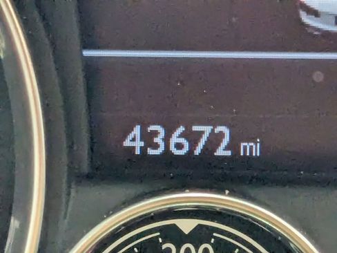 Used 2018 Bentley Flying Spur S V8 image 11