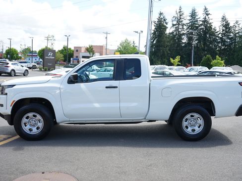 Used 2023 Nissan Frontier S w/ Technology Package image 9