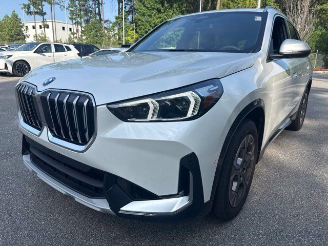 Certified 2023 BMW X1 xDrive28i w/ Convenience Package AWD/4WD image 1