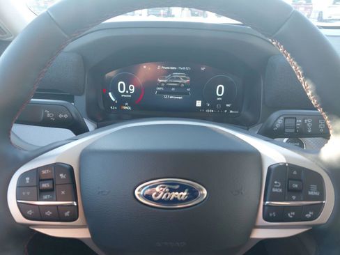 New 2026 Ford Explorer Active w/ Active Comfort Package image 33