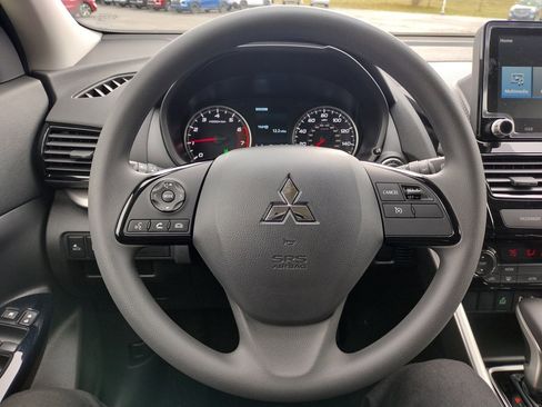 New 2026 Mitsubishi Eclipse Cross LE image 5