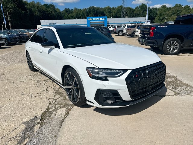 Used 2023 Audi S8 w/ S8 Executive Package AWD/4WD image 12