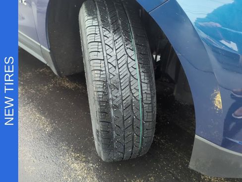 Used 2020 Chevrolet Equinox LT image 17