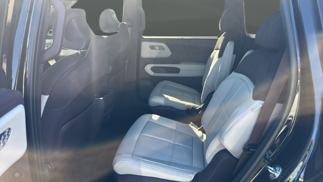 New 2027 Kia Telluride SX Prestige AWD/4WD image 24