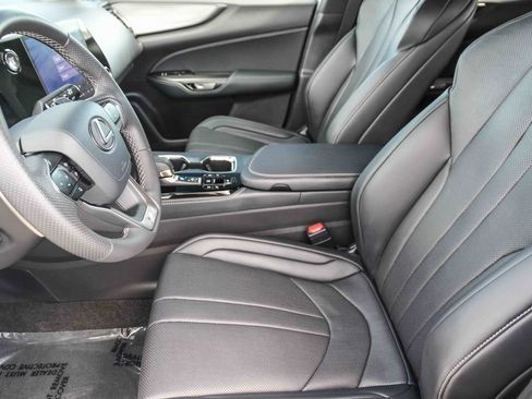 Certified 2025 Lexus NX 350 F Sport w/ Accessory Package (2T) AWD/4WD image 19