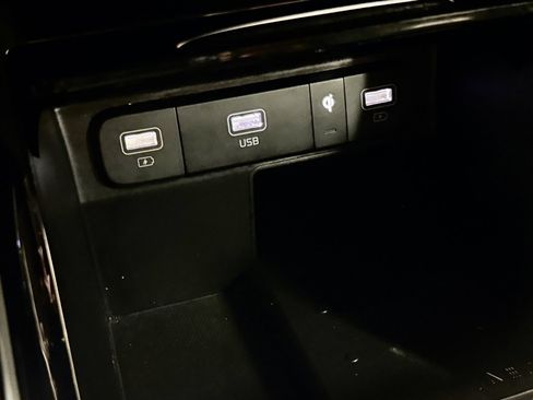 Used 2022 Kia Sorento SX image 28