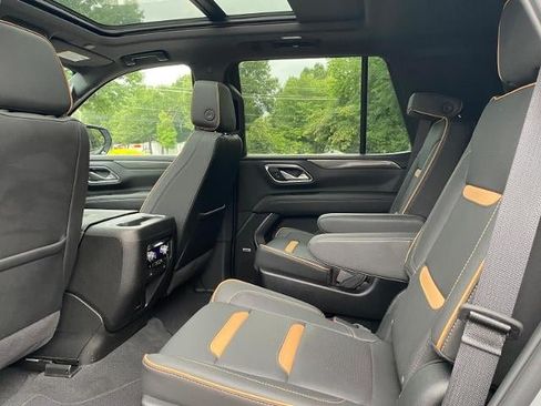 Used 2024 GMC Yukon AT4 w/ AT4 Premium Package AWD/4WD image 25