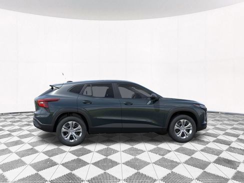 New 2026 Chevrolet Trax LS FWD image 11