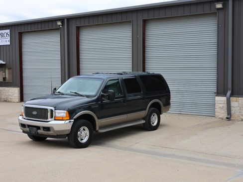 Used 2000 Ford Excursion Limited image 14