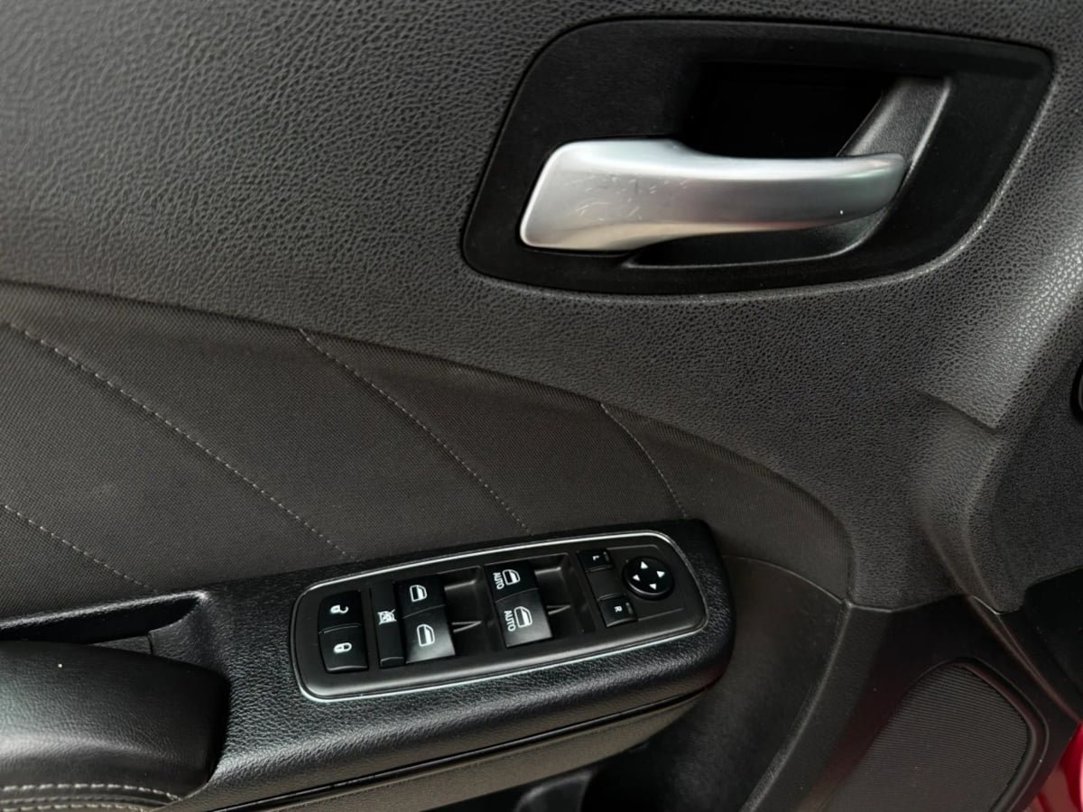 Used 2019 Dodge Charger R/T w/ Blacktop Package RWD image 36