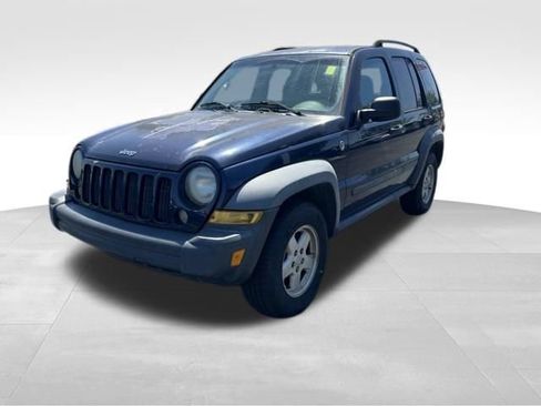 Used 2007 Jeep Liberty Sport AWD/4WD image 3