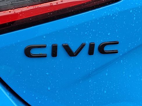 Used 2023 Honda Civic Sport image 29