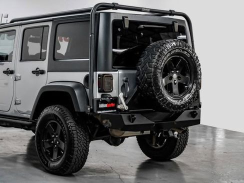 Used 2015 Jeep Wrangler Unlimited Sport w/ Quick Order Package 24S AWD/4WD image 17