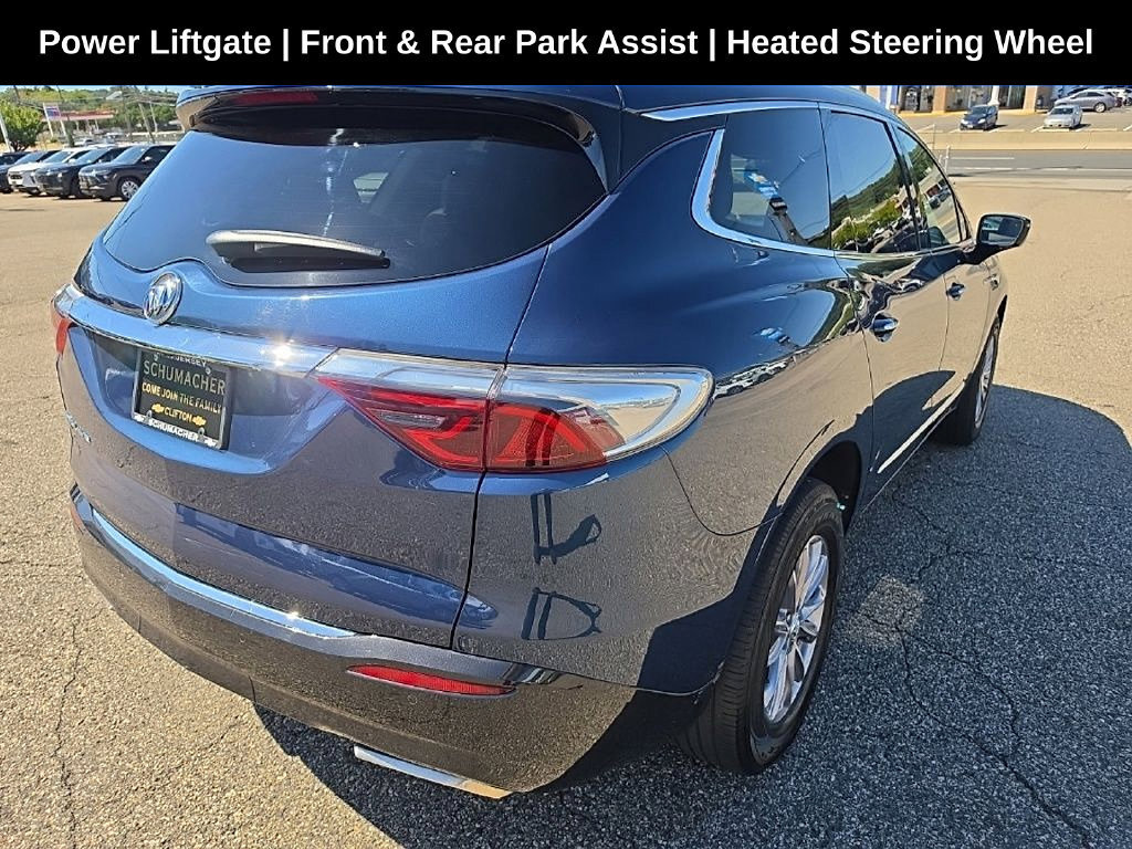 Used 2023 Buick Enclave Essence AWD/4WD image 3