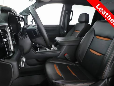 Used 2025 GMC Sierra 2500 AT4 w/ AT4 Premium Plus Package image 16