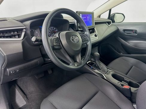 Certified 2025 Toyota Corolla LE FWD image 9