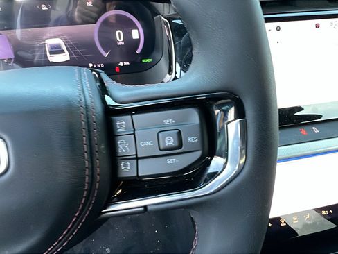 Used 2024 Jeep Wagoneer Launch Edition image 29