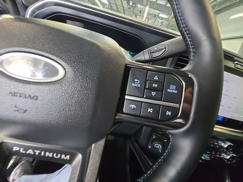 Certified 2025 Ford F350 Platinum w/ Tremor Off-Road Package AWD/4WD image 19