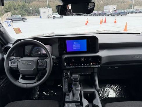 Certified 2024 Toyota Land Cruiser image 17