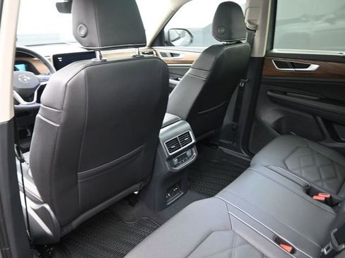 New 2026 Volkswagen Atlas SE image 23