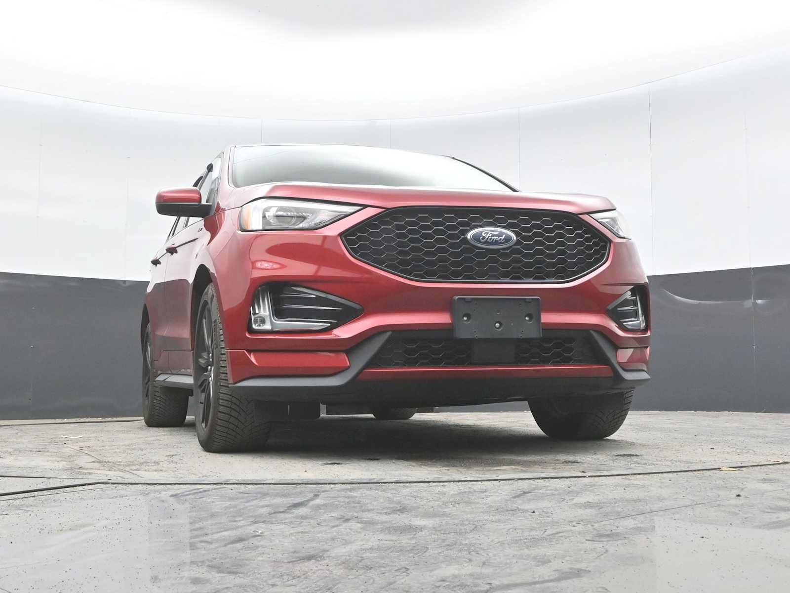 Used 2022 Ford Edge ST-Line w/ Class II Trailer Tow Package AWD/4WD image 26