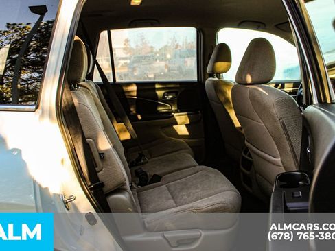 Used 2016 Honda Pilot LX image 18