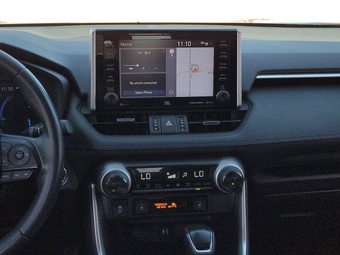 Used 2019 Toyota RAV4 XSE image 10