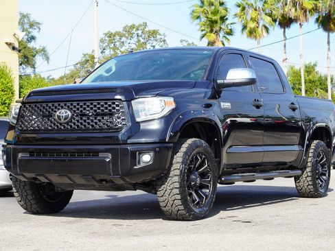 Used 2018 Toyota Tundra Platinum image 18