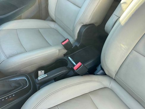 Used 2017 Buick Encore Essence image 23