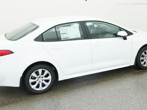 New 2026 Toyota Corolla LE FWD image 10