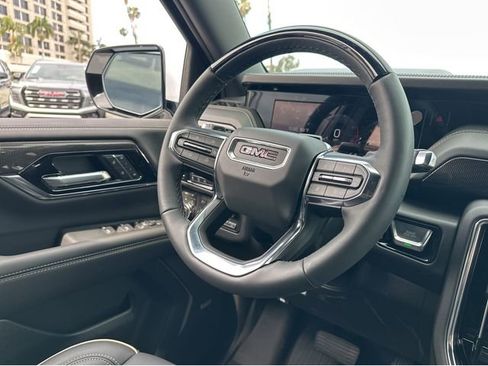 New 2026 GMC Yukon XL Elevation w/ Elevation Premium Package AWD/4WD image 23