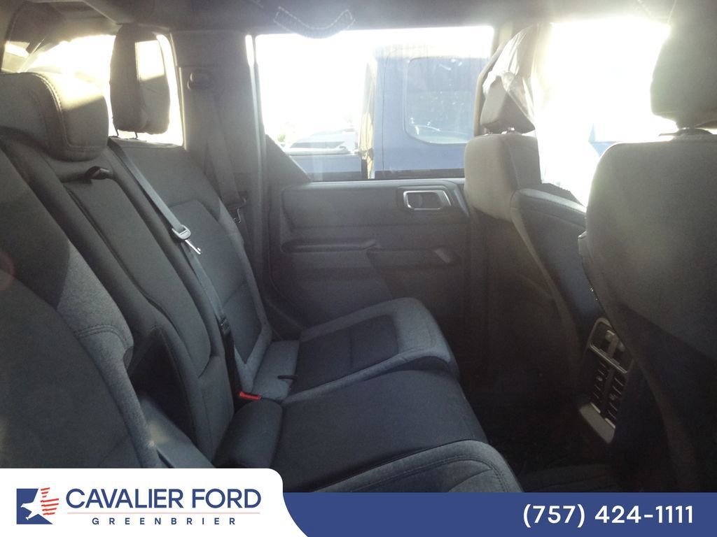 Used 2025 Ford Bronco Big Bend AWD/4WD image 7