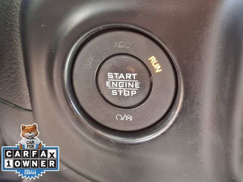 Used 2022 Jeep Gladiator Willys image 23