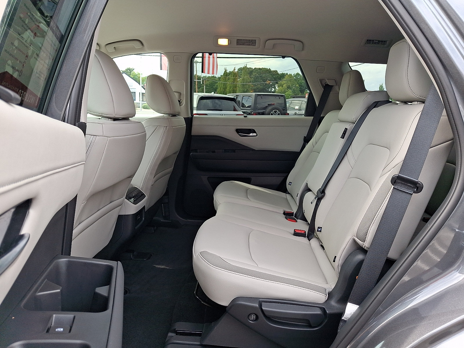 Certified 2025 Nissan Pathfinder SL AWD/4WD image 12