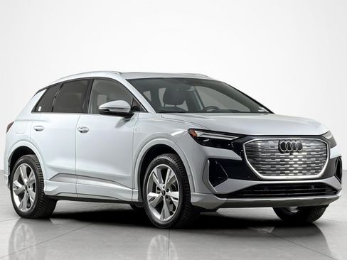 Used 2023 Audi Q4 e-tron Premium Plus AWD/4WD image 7