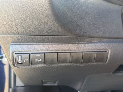 Certified 2025 Toyota Corolla LE image 18