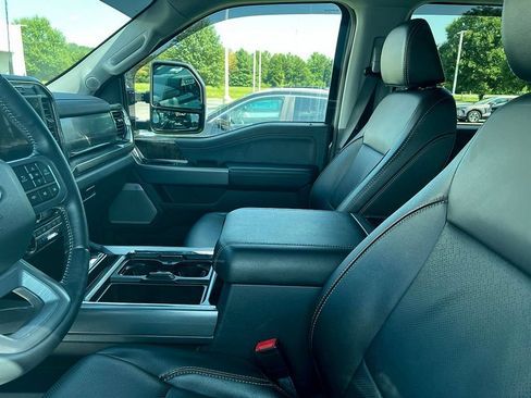 Used 2024 Ford F250 Lariat w/ Lariat Ultimate Package AWD/4WD image 14