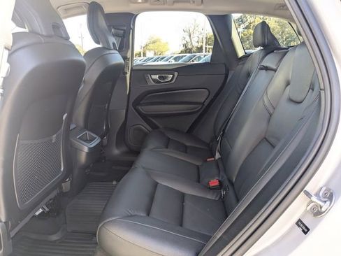 Certified 2024 Volvo XC60 B5 Plus w/ Protection Package Premier image 18