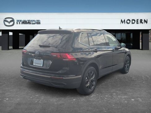Used 2023 Volkswagen Tiguan SE FWD image 5