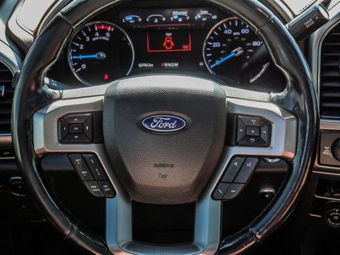 Used 2022 Ford F250 Platinum w/ FX4 Off-Road Package image 24