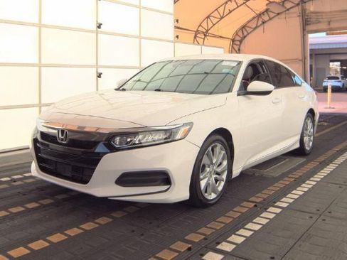 Used 2020 Honda Accord LX image 2