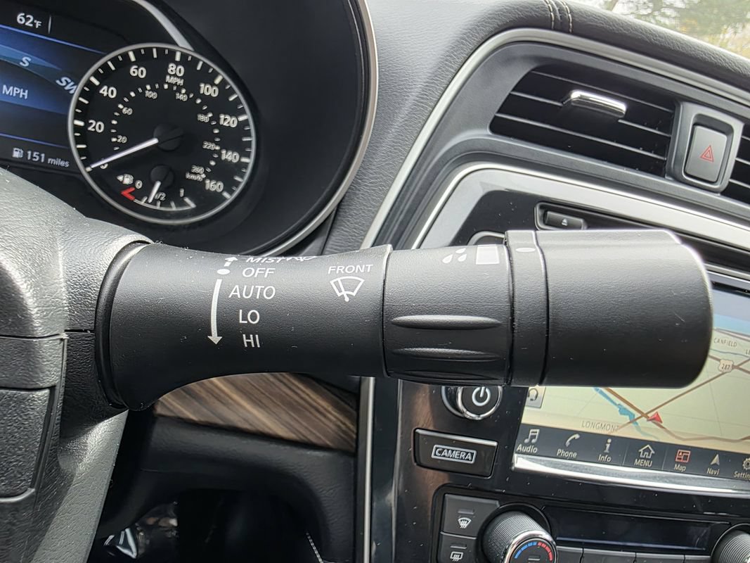Used 2017 Nissan Maxima Platinum FWD image 29