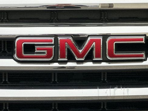 Certified 2020 GMC Sierra 1500 SLE w/ SLE Value Package image 37