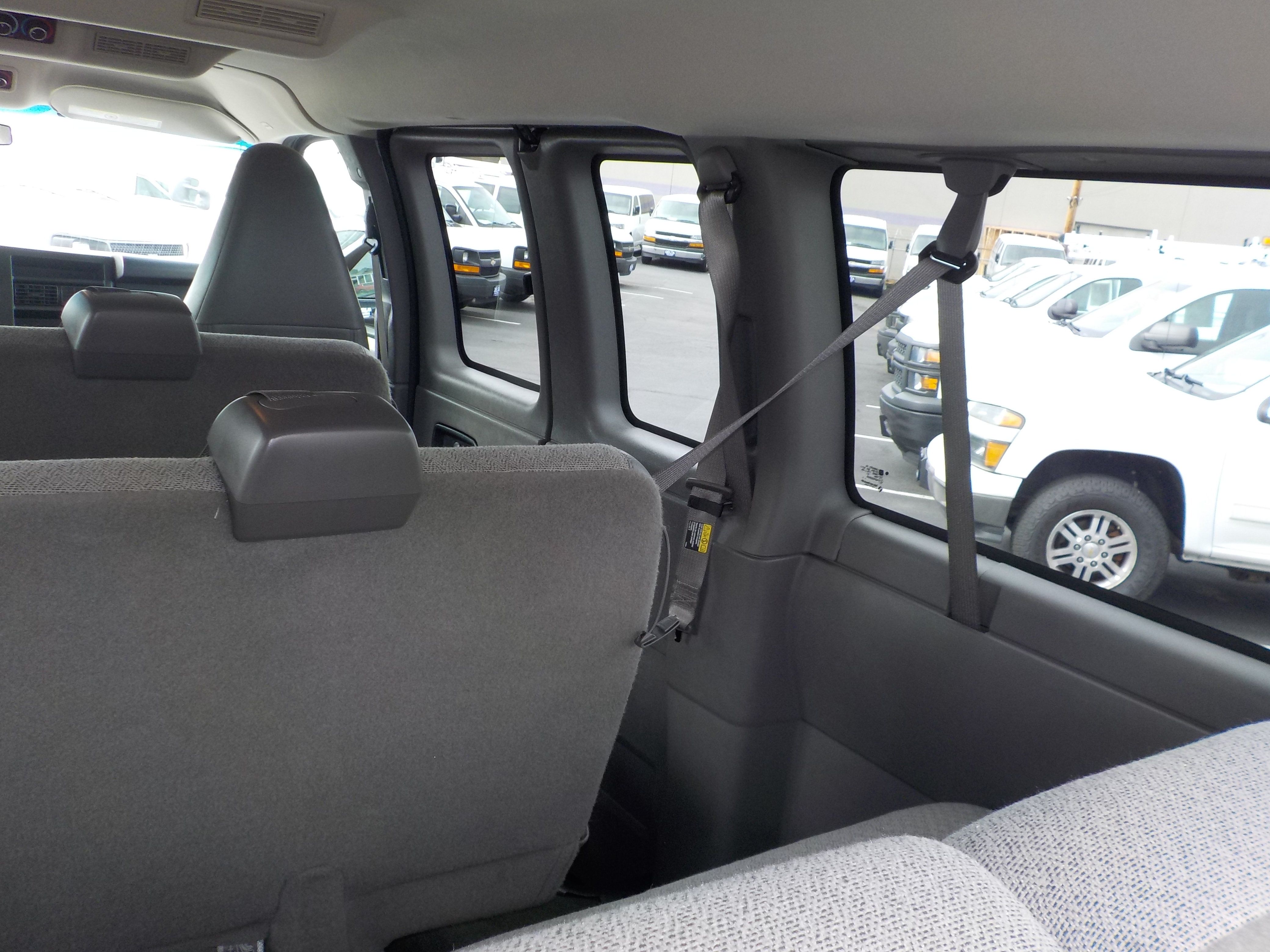 Used 2017 Chevrolet Express 3500 LT w/ LT Preferred Equipment Group RWD image 20