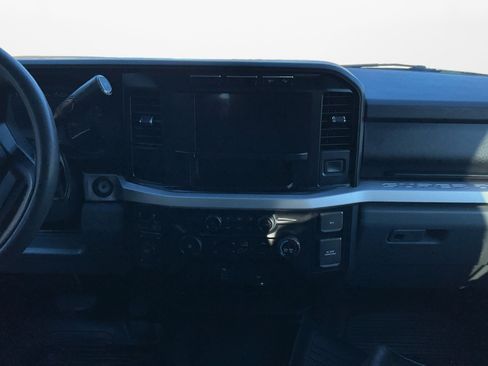 Used 2024 Ford F350 XLT w/ FX4 Off-Road Package image 11