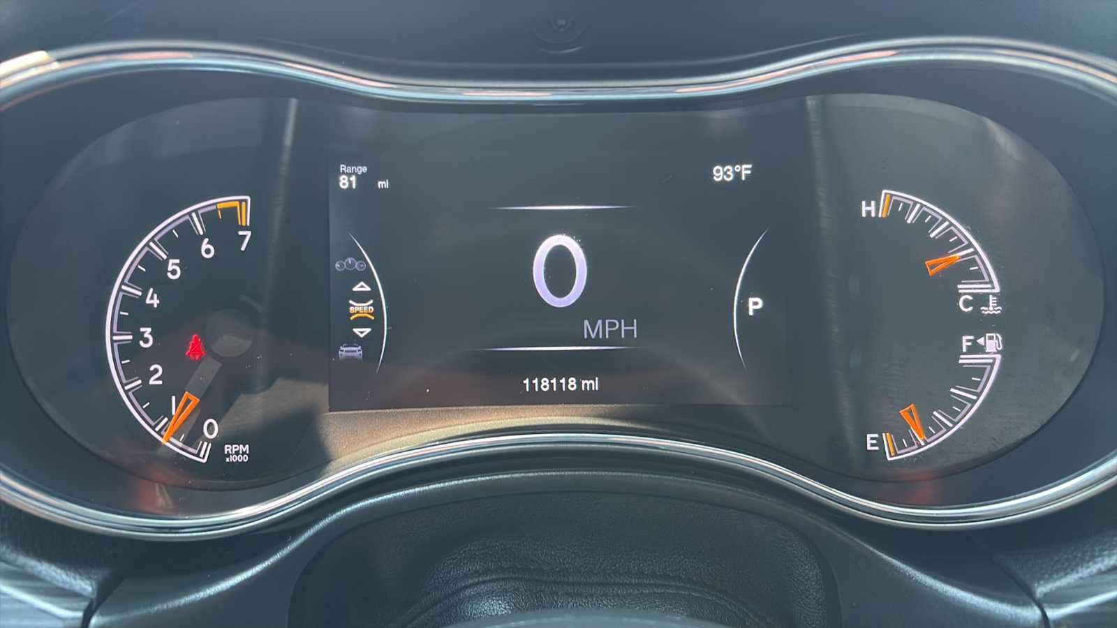 Used 2019 Jeep Grand Cherokee Altitude AWD/4WD image 11