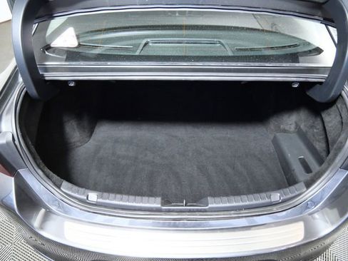 Used 2024 MAZDA MAZDA3 s FWD image 9