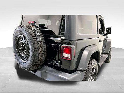 Used 2019 Jeep Wrangler Sport w/ Quick Order Package 23S AWD/4WD image 32